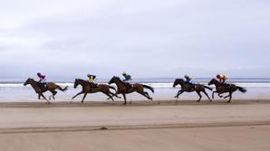 Erris Coast Hotel | Mayo, F26H6C2 | Horse Racing on the beach